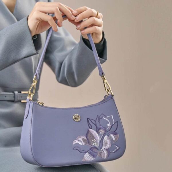 00_Sinocultural_Embroidery_Leather_Red_Shoulder_Bag_Peony_Women_s_Hobo_Handbag 00_Sinocultural_Embroidery_Leather_Red_Shoulder_Bag_Peony_Women_s_Hobo_Handbag