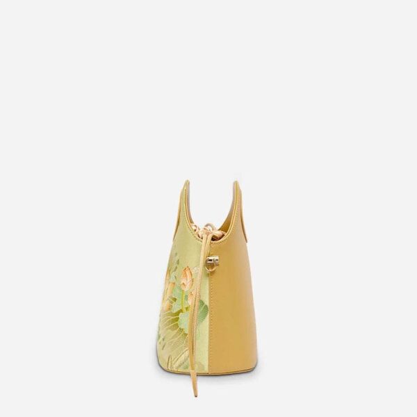 03_Printed_Jacquard_Lotus_Green_Drawstring_Bucket_Bag_LD120670 03_Printed_Jacquard_Lotus_Green_Drawstring_Bucket_Bag_LD120670