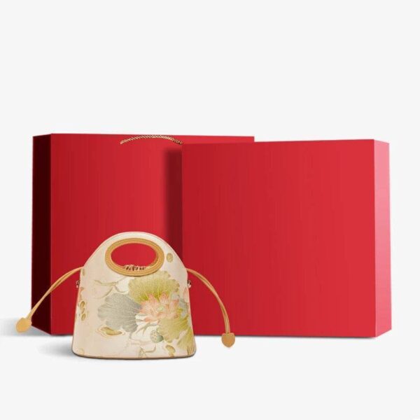 07_Printed_Jacquard_Lotus_Khaki_Drawstring_Bucket_Bag_LD120670 07_Printed_Jacquard_Lotus_Khaki_Drawstring_Bucket_Bag_LD120670