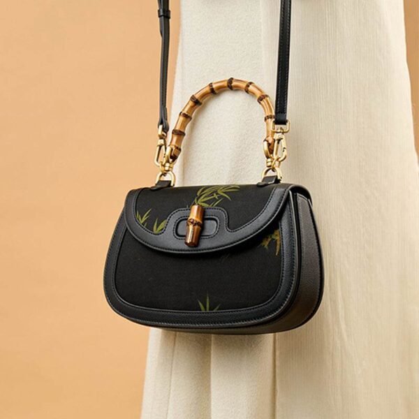 1_翔潤社_プリント_クロスボディ_バンブーハンドル_バッグ_女性用_P110607 1_Xiangyunsha_Print_Crossbody_Bamboo_Handle_Bag_for_Women_P110607