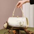 1e_Embroidery_Leather_White_Shoulder_Bag_Lotus_Elegant_Handbag_P120312