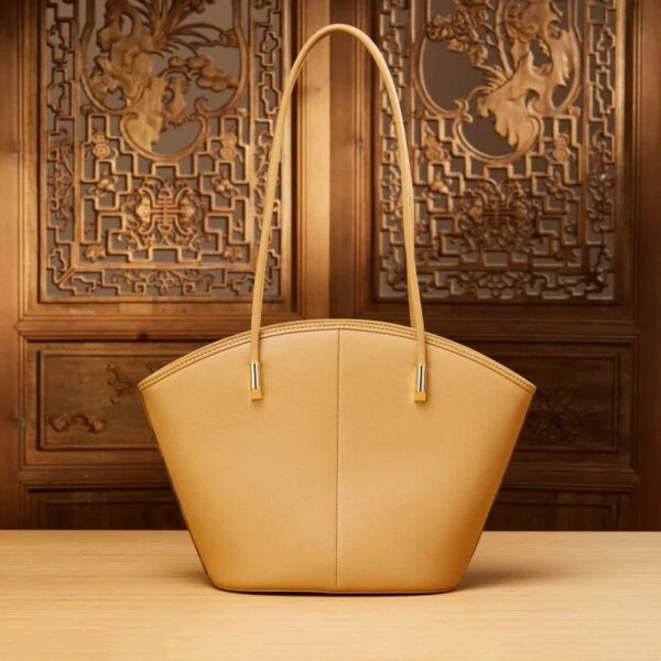 桑の木_シルク_手作り_トートバッグ_中国文化_中国絵画_プリント20240831165405 A_Thousand_Li_of_Rivers_and_Mountains_Mulberry_Silk_Handcrafted_Tote_Bag_SinoCultural_Chinese_Painting_Print20240831165405