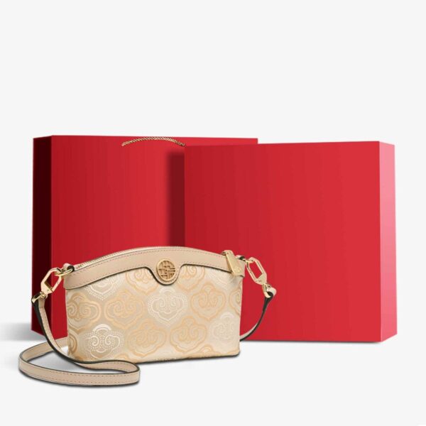 刺繍_レザー_クラッチバッグ_雲_中文-2472191 Embroidery_Leather_Clutch_Bag_Auspicious_Clouds_-_SinoCultural-2472191