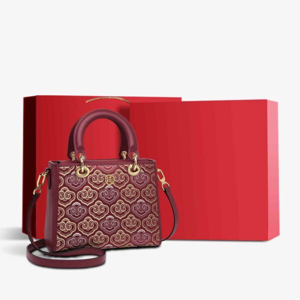 刺繍_レザー_クロスボディ_ハンドバッグ_吉祥雲_-_中文-2472556 Embroidery_Leather_Crossbody_Handbag_Auspicious_Clouds_-_SinoCultural-2472556