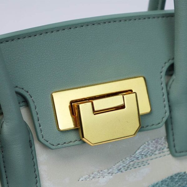 Embroidery_Leather_Elegant_Crossbody_Handbag_Cloud_Mountain_P120659-1_04 Embroidery_Leather_Elegant_Crossbody_Handbag_Cloud_Mountain_P120659-1_04