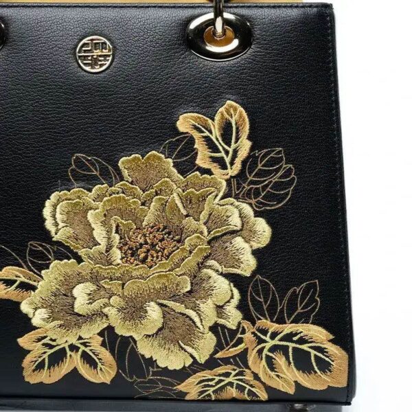 Embroidery_Leather_Lady_Luxury_Black_HandBag_Royal_Gold_Peony_-_SinoCultural-2473942 Embroidery_Leather_Lady_Luxury_Black_HandBag_Royal_Gold_Peony_-_SinoCultural-2473942