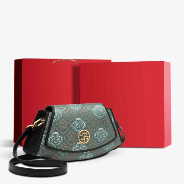 刺繍_レザー_シングル_ショルダーバッグ_アンダーアーム_雲_-_中文2475882 Embroidery_Leather_Single_Shoulder_Underarm_Bag_Auspicious_Cloud_-_SinoCultural-2475882