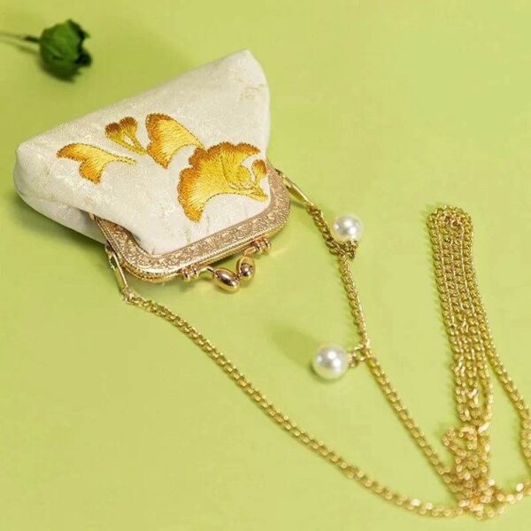 Embroidery_Vintage_Mini_Coin_Kiss_Lock_Purse_Wallet_-_SinoCultural-2477583 Embroidery_Vintage_Mini_Coin_Kiss_Lock_Purse_Wallet_-_SinoCultural-2477583