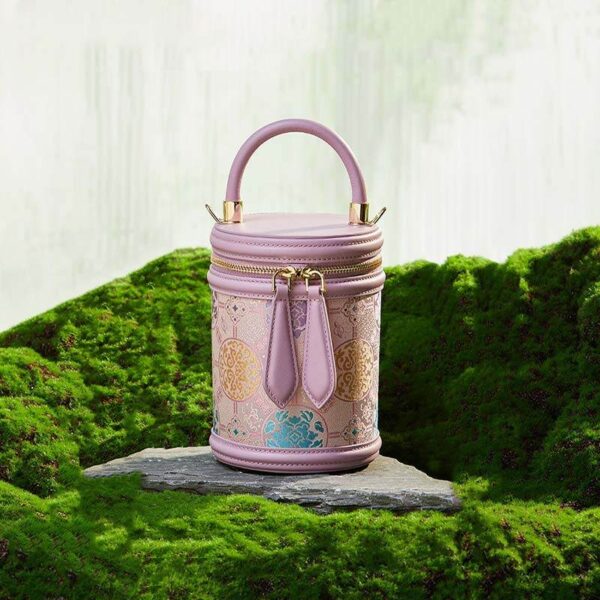 歌_ブロケード_レザー_バケット_シリンダー_バッグ_-_中文-2483251 Song_Brocade_Leather_Bucket_Cylinder_Bag_-_SinoCultural-2483251