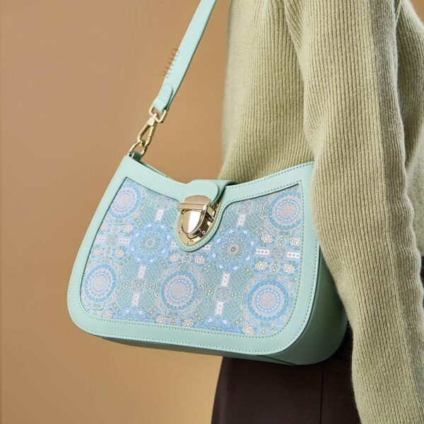 バッグ_グリーン_ショルダーバッグ_バダユン柄_FJ270038-2_34 Song_Brocade_Leather_Green_Shoulder_Bag_Badayun_Pattern_FJ270038-2_34