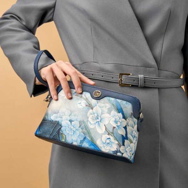 e_桑の実_シルク_ハンドメイド_フラワー_クラッチバッグ_レディース_財布_お出掛け_財布 e_Mulberry_Silk_Handcrafted_Flower_Clutch_Bag_Women_Wallet_Eveing_Purse