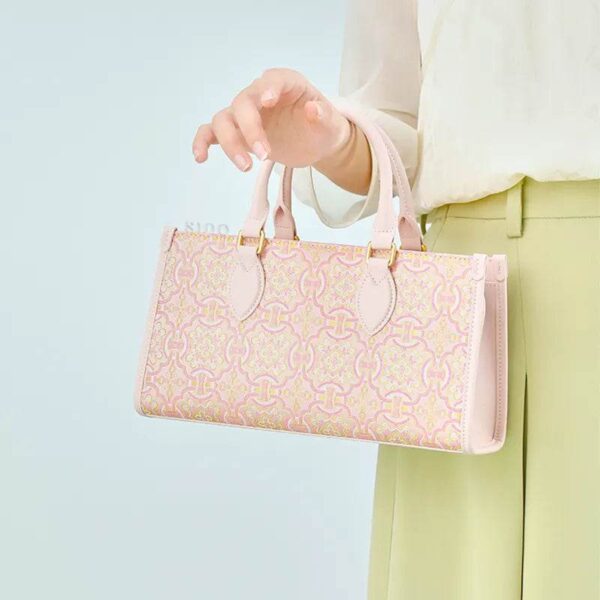 song-brocade-leather-handbag-pink-gold-dingsheng-motif-model-handheld song-brocade-leather-handbag-pink-gold-dingsheng-motif-model-handheld